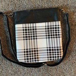 Thirty-one Crossbody